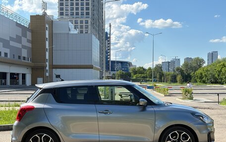 Suzuki Swift V, 2022 год, 1 700 000 рублей, 2 фотография