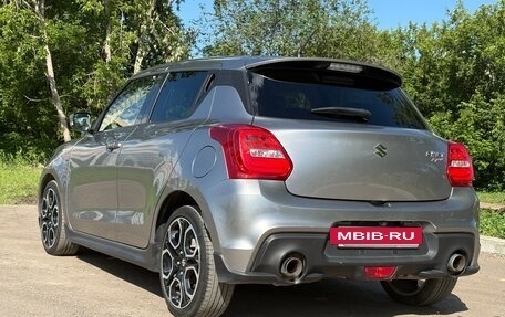 Suzuki Swift V, 2022 год, 1 700 000 рублей, 8 фотография