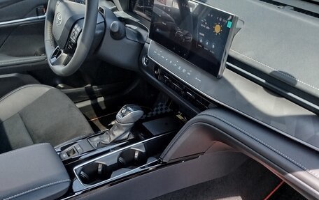 Toyota Camry, 2025 год, 3 600 000 рублей, 12 фотография