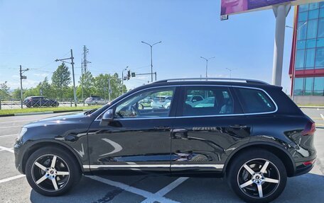 Volkswagen Touareg III, 2011 год, 1 900 000 рублей, 8 фотография