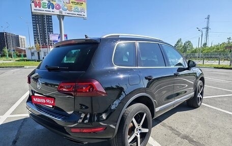 Volkswagen Touareg III, 2011 год, 1 900 000 рублей, 5 фотография