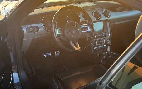 Ford Mustang VI рестайлинг, 2019 год, 3 400 000 рублей, 5 фотография