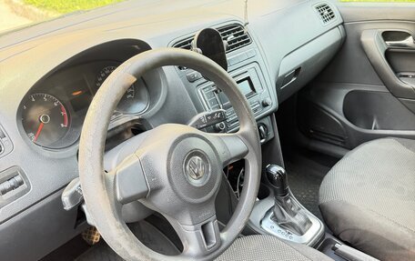 Volkswagen Polo VI (EU Market), 2014 год, 700 000 рублей, 4 фотография