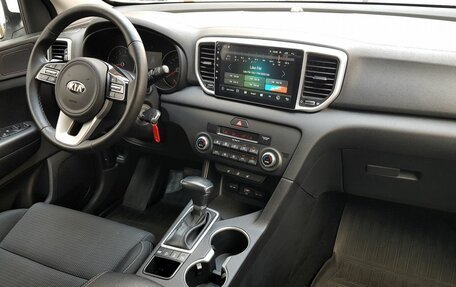 KIA Sportage IV рестайлинг, 2021 год, 2 495 000 рублей, 4 фотография
