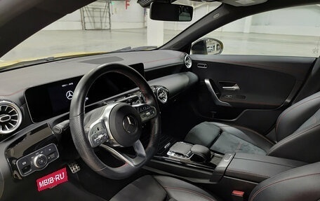 Mercedes-Benz CLA, 2019 год, 3 150 000 рублей, 16 фотография