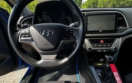 Hyundai Elantra VI рестайлинг, 2017 год, 1 350 000 рублей, 7 фотография