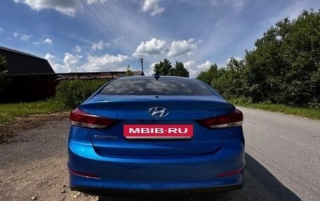 Hyundai Elantra VI рестайлинг, 2017 год, 1 350 000 рублей, 6 фотография