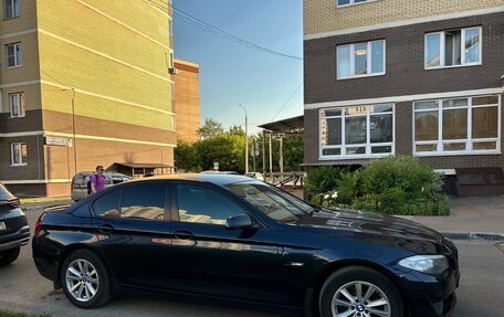 BMW 5 серия, 2011 год, 1 300 000 рублей, 3 фотография