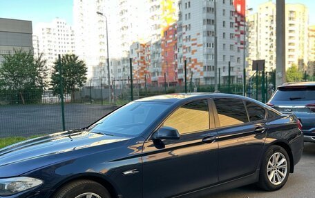 BMW 5 серия, 2011 год, 1 300 000 рублей, 2 фотография