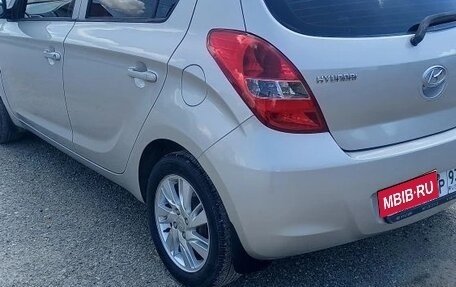 Hyundai i20 IB рестайлинг, 2010 год, 700 000 рублей, 5 фотография