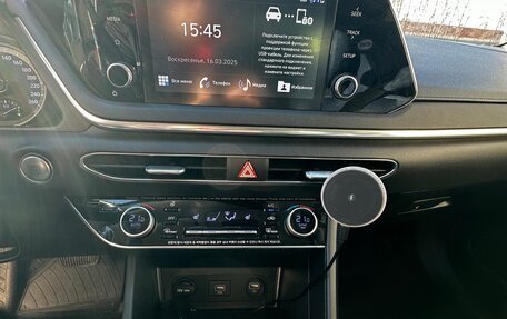 Hyundai Sonata VIII, 2022 год, 2 800 000 рублей, 10 фотография