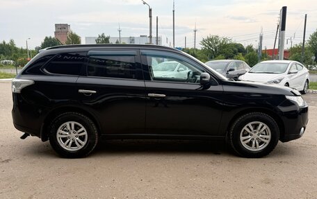 Mitsubishi Outlander III рестайлинг 3, 2013 год, 1 430 000 рублей, 6 фотография