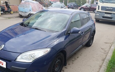 Renault Megane III, 2011 год, 600 000 рублей, 2 фотография