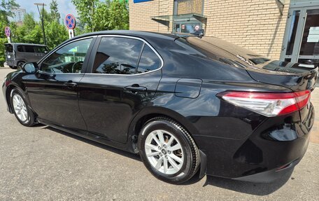 Toyota Camry, 2018 год, 2 096 000 рублей, 7 фотография