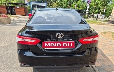 Toyota Camry, 2018 год, 2 096 000 рублей, 9 фотография