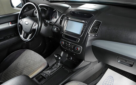 KIA Sorento II рестайлинг, 2014 год, 1 979 000 рублей, 11 фотография