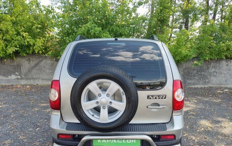 Chevrolet Niva I рестайлинг, 2014 год, 580 000 рублей, 4 фотография