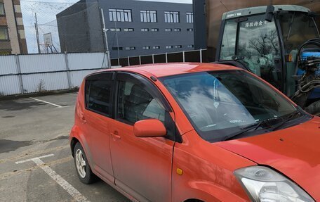 Toyota Passo III, 2004 год, 240 000 рублей, 2 фотография
