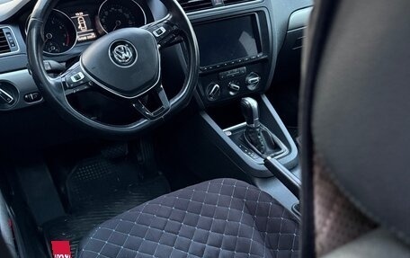 Volkswagen Jetta VI, 2016 год, 1 400 000 рублей, 13 фотография