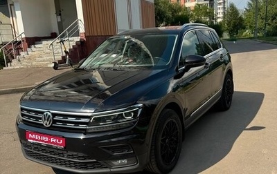 Volkswagen Tiguan II, 2018 год, 2 600 000 рублей, 1 фотография
