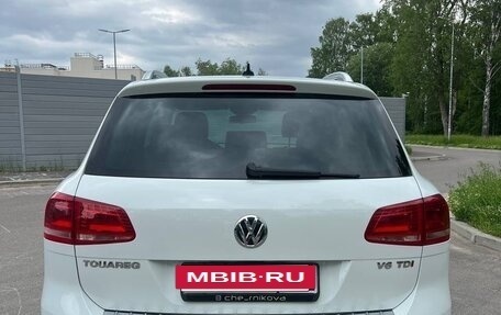 Volkswagen Touareg III, 2015 год, 2 600 000 рублей, 4 фотография