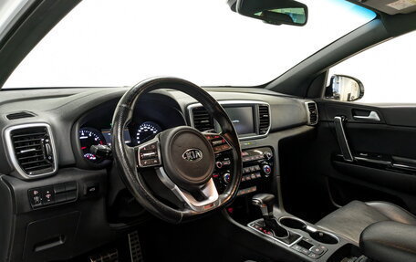 KIA Sportage IV рестайлинг, 2020 год, 2 450 000 рублей, 16 фотография