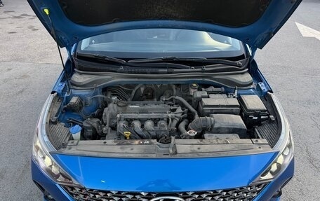 Hyundai Solaris II рестайлинг, 2021 год, 1 300 000 рублей, 15 фотография