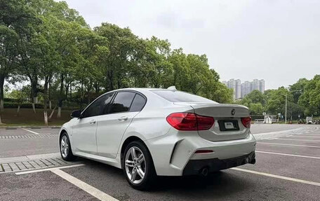 BMW 1 серия, 2022 год, 1 650 000 рублей, 3 фотография