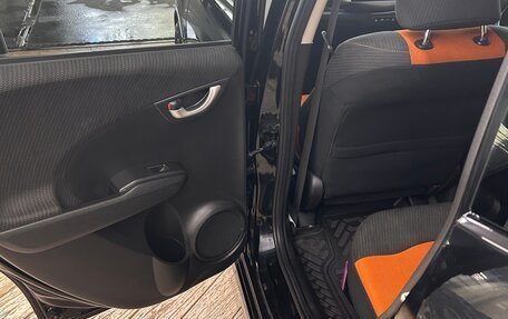 Honda Fit III, 2011 год, 970 000 рублей, 10 фотография