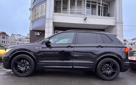 Volkswagen Tiguan II, 2021 год, 4 350 000 рублей, 2 фотография