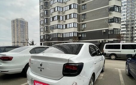 Renault Logan II, 2018 год, 450 000 рублей, 4 фотография