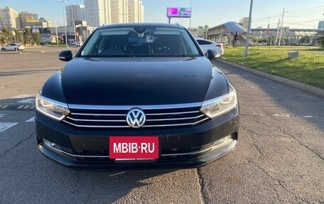 Volkswagen Passat B8 рестайлинг, 2015 год, 1 600 000 рублей, 5 фотография