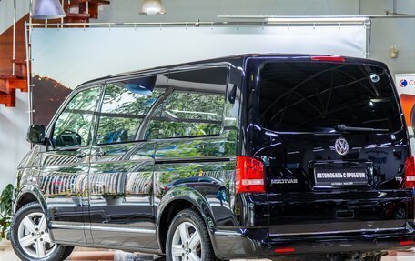 Volkswagen Multivan T5, 2011 год, 2 430 000 рублей, 4 фотография