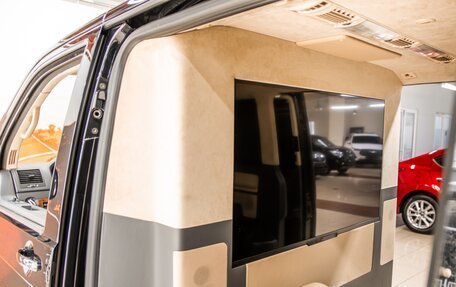 Volkswagen Multivan T5, 2011 год, 2 430 000 рублей, 25 фотография