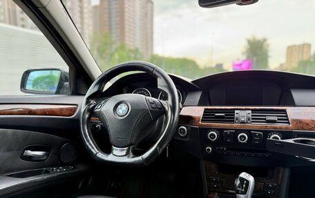 BMW 5 серия, 2008 год, 1 280 000 рублей, 14 фотография