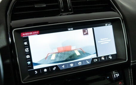 Jaguar F-Pace, 2016 год, 3 400 000 рублей, 20 фотография