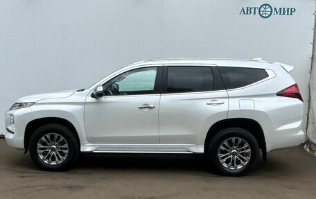 Mitsubishi Pajero Sport III рестайлинг, 2021 год, 3 750 000 рублей, 5 фотография