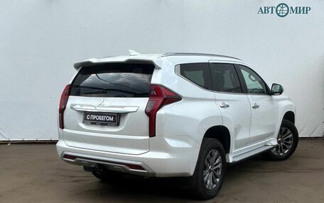 Mitsubishi Pajero Sport III рестайлинг, 2021 год, 3 750 000 рублей, 8 фотография