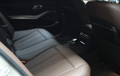 BMW 3 серия, 2022 год, 3 240 000 рублей, 19 фотография