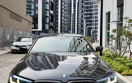 BMW 5 серия, 2021 год, 6 800 000 рублей, 3 фотография