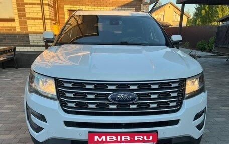 Ford Explorer VI, 2015 год, 2 600 000 рублей, 7 фотография