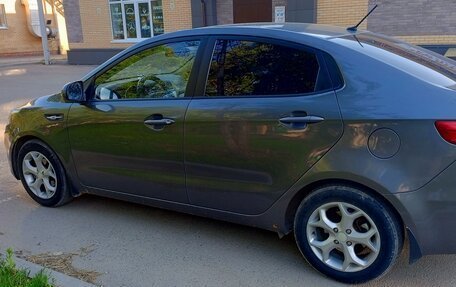 KIA Rio III рестайлинг, 2013 год, 870 000 рублей, 2 фотография
