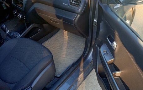 KIA Rio III рестайлинг, 2013 год, 870 000 рублей, 7 фотография