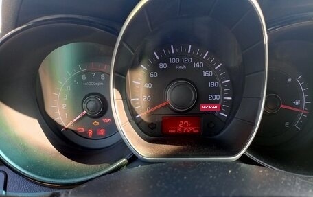 KIA Rio III рестайлинг, 2013 год, 870 000 рублей, 16 фотография