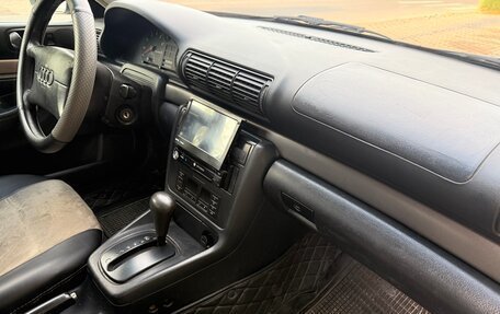 Audi A4, 1997 год, 265 000 рублей, 10 фотография