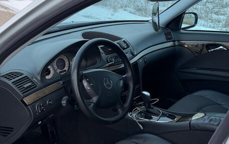 Mercedes-Benz E-Класс, 2002 год, 1 080 000 рублей, 8 фотография