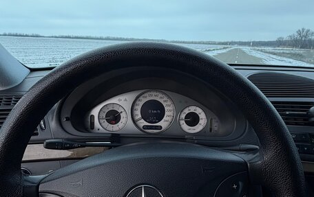 Mercedes-Benz E-Класс, 2002 год, 1 080 000 рублей, 10 фотография