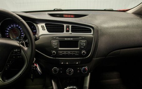KIA cee'd III, 2014 год, 970 000 рублей, 26 фотография