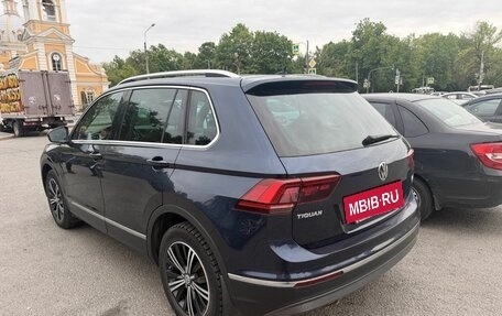 Volkswagen Tiguan II, 2017 год, 2 995 000 рублей, 2 фотография