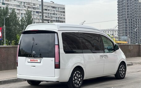 Hyundai Staria, 2023 год, 8 500 000 рублей, 2 фотография